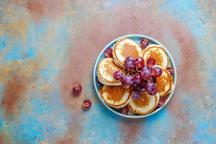 delicious pancakes with red grapes 114579 82545 1