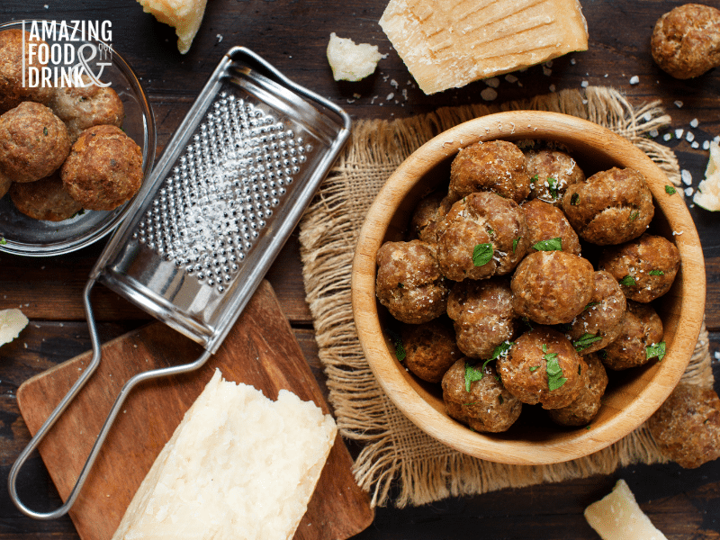 How to Make Traditional Spanish Albondigas (Meatballs)